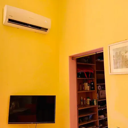 La Casina Sul Porto Apartment *